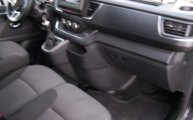 Renault Trafic cena 84500 przebieg: 145000, rok produkcji 2023 z Pleszew małe 92